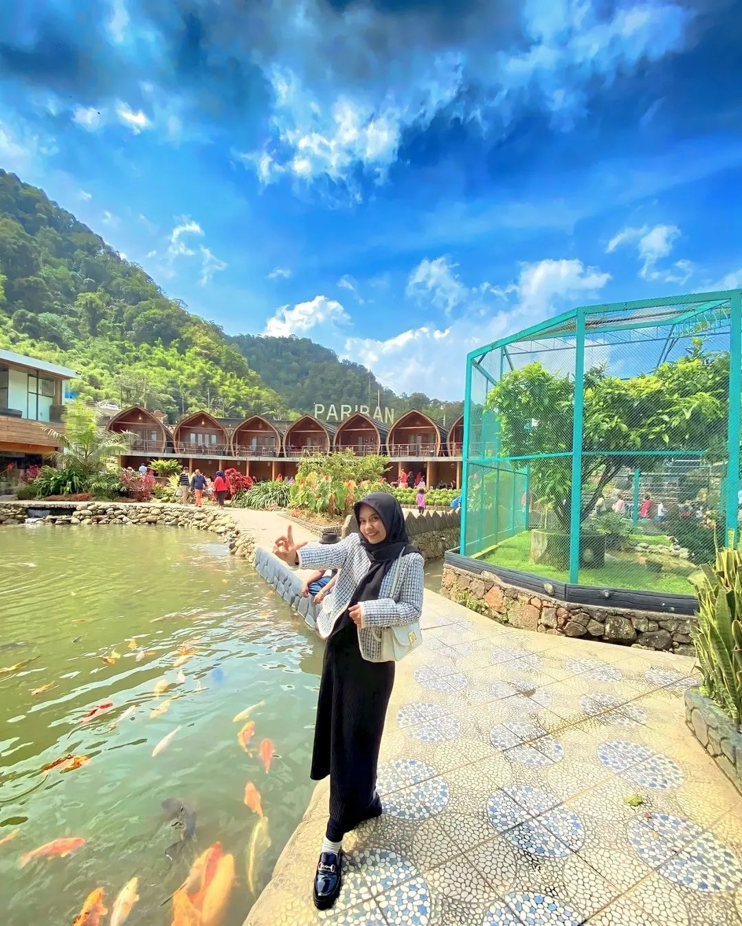 Area Satwa & Kolam Ikan